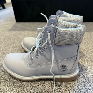 Gray/Silver Timberlands